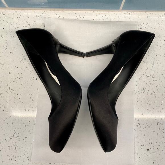 Chanel 2012 Interlocking CC Logo Lagerfeld Satin Crystal Pumps 38.5 Box Dust Bag - Picture 16 of 16